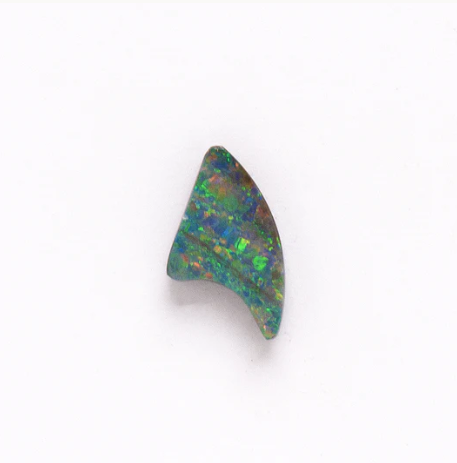 Buyer's Guide: Loose Opal